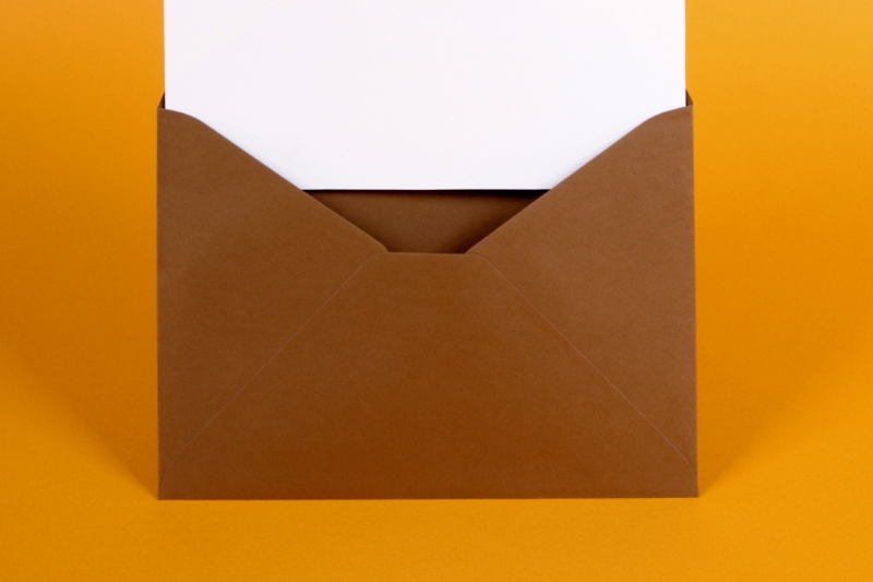 Envelope Pardo: Praticidade e Sustentabilidade em Papel